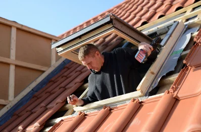 Pose de fenêtres de toit Velux à Retschwiller